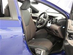 ヤリス ハイブリッド G