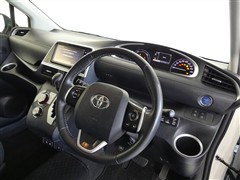 シエンタHEV ファンベースGセーフE