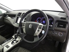 クラウン アスリート