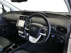 プリウス Aプレミアム