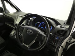 ヴォクシー HEV  V