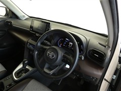 ヤリスクロス Z