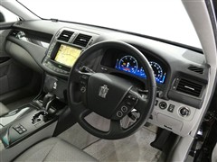 クラウンHEV スタンダードパッケ