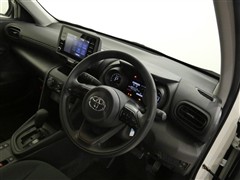 ヤリスクロス X