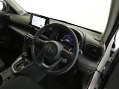 ヤリスクロス G