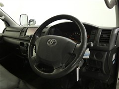 ハイエースバン ロング DX