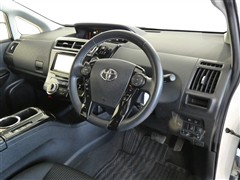 プリウスアルファ S チューン BL2