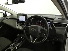 カローラセダン S