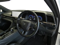 クラウン クロスオーバー X