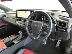 ES300h Fスポーツ