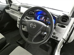 ミライース X SA3