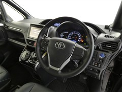 エスクァイア HEV Gi