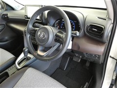 ヤリスクロスHEV Z