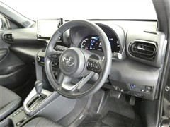 ヤリスクロスHEV Z