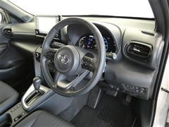 ヤリスクロス HEV Z