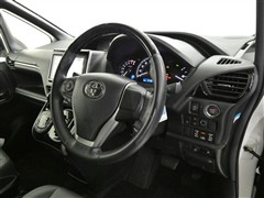 エスクァイア GI