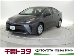 トヨタ プリウス S