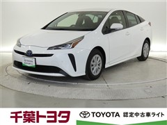 トヨタ プリウス S