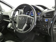 エスクァイア HEV Gi