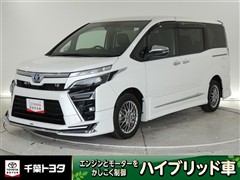 トヨタ ヴォクシー HEV ZS キラメキ3