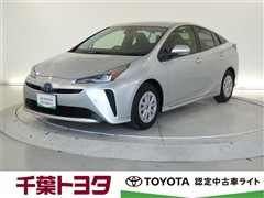 トヨタ プリウス S