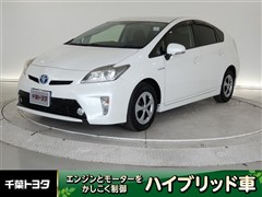 トヨタ プリウス S