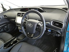 プリウスPHEV SセーフティーPK