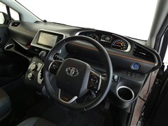 シエンタ HEV G クエロ