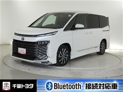 トヨタ ヴォクシー HEV S-Z