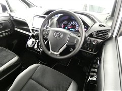 ヴォクシー ZS キラメキ3