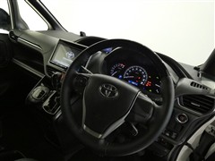 エスクァイアGiプレミアムPブラック