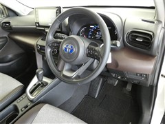 ヤリスクロスHEV Z