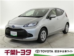 トヨタ アクア X