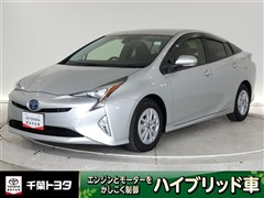 トヨタ プリウス S セーフティプラス