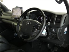 ハイエースV S-GLダークプラ2