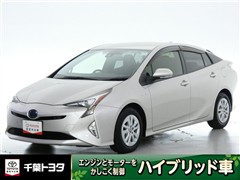 トヨタ プリウス S セーフティプラス
