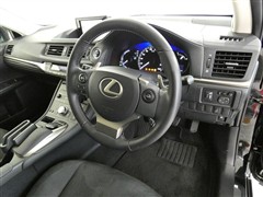 CT200h バージョンC