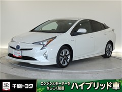 トヨタ プリウス A プレミアムツーリング