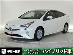 プリウス S セーフティープラス