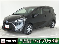 トヨタ シエンタ HEV G クエロ