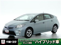 トヨタ プリウス S