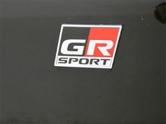 ハイラックス Z GRスポーツ