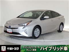 トヨタ プリウス S セーフティープラス