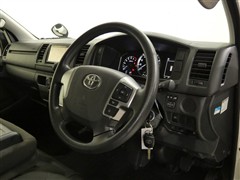 ハイエースバン DX