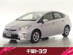 トヨタ プリウス G