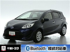 トヨタ　アクア S スタイルブラック