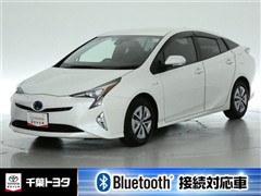 プリウス A