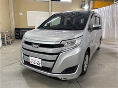 トヨタ ノア X