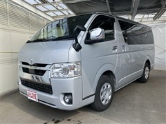 ハイエースバン