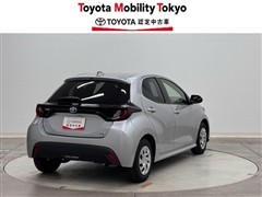 ヤリスHV X